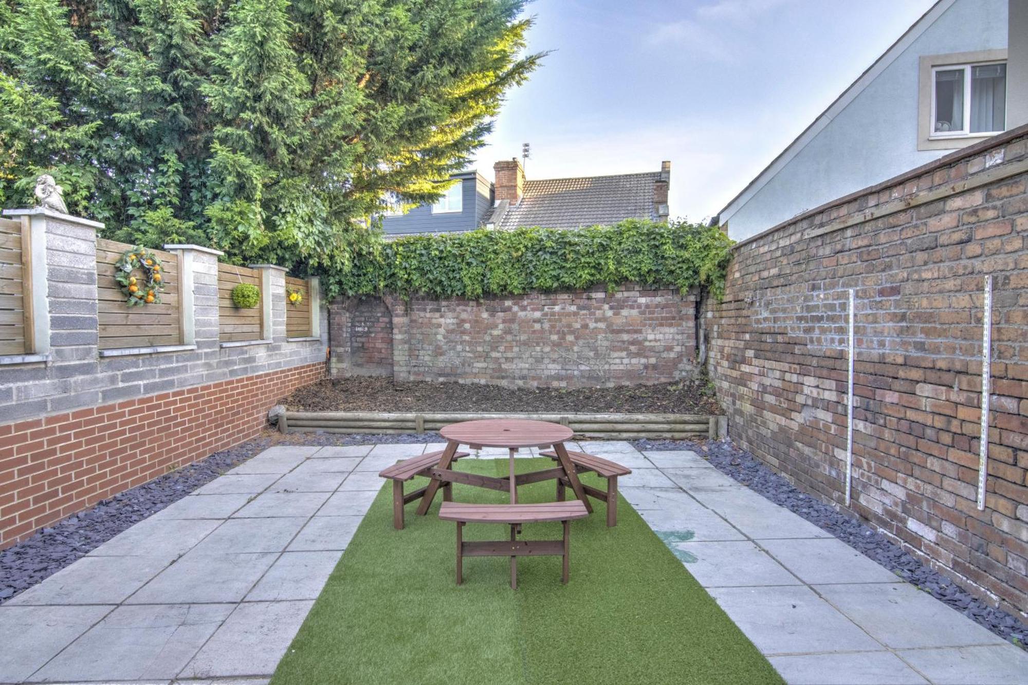 Stunning Brand New Home In St George Bristol Exterior photo